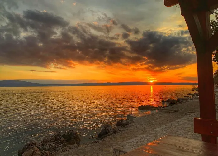 Azur Nocleg ze śniadaniem