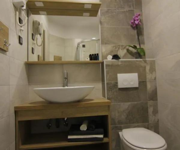 Azur 4* Novi Vinodolski