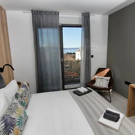 Azur 4* Novi Vinodolski