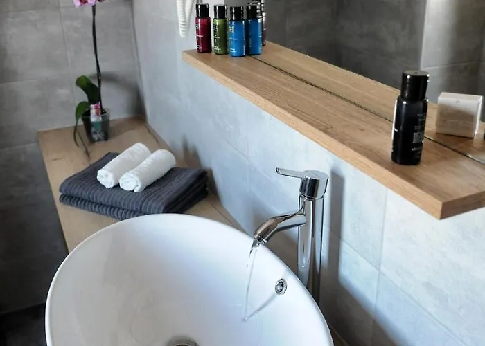 Azur Bed & Breakfast Novi Vinodolski