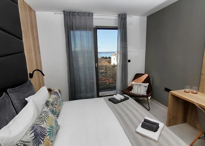 Azur 4* Novi Vinodolski